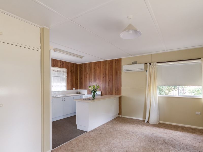 5 Chapman Street, Cowra NSW 2794