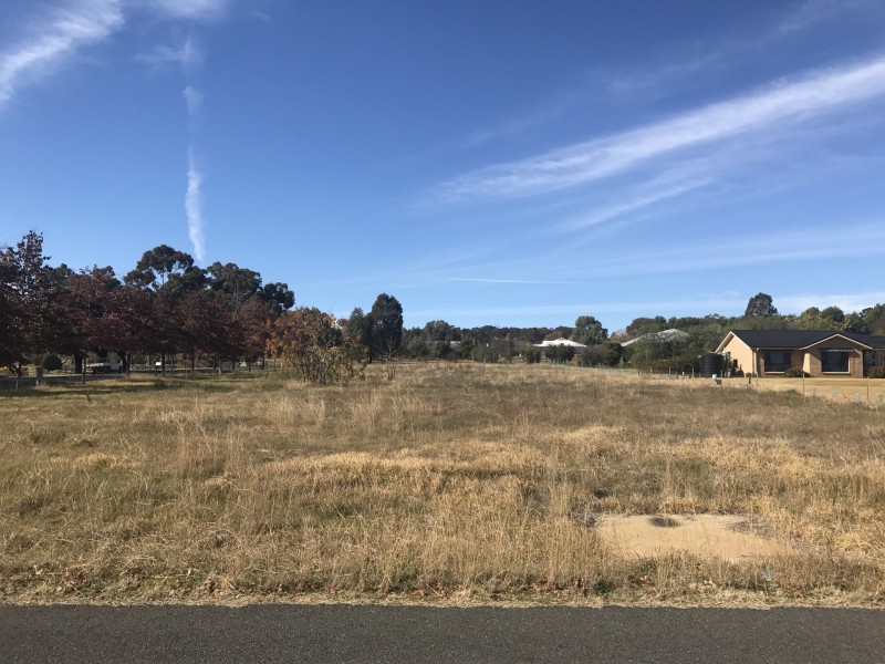 24 Shepherd Ave, Cowra NSW 2794