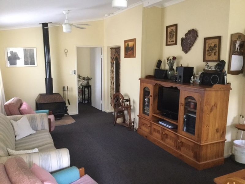 14-16 Main Street (Darby’s Falls), Cowra NSW 2794