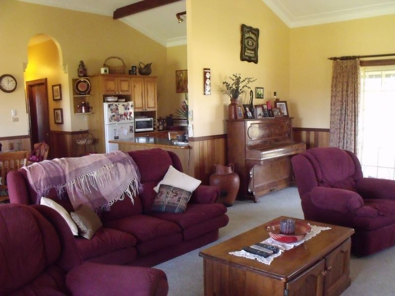 73 Willowvale, Cowra NSW 2794