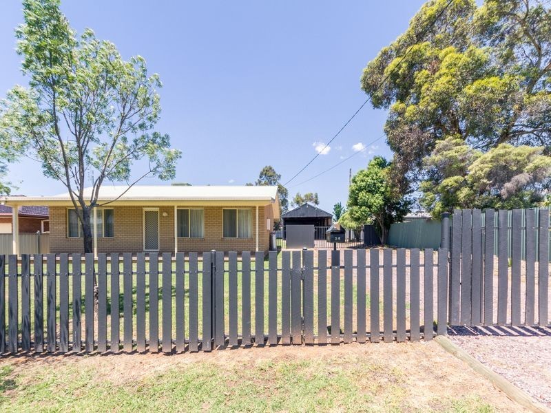 56 Walker Street, Cowra NSW 2794