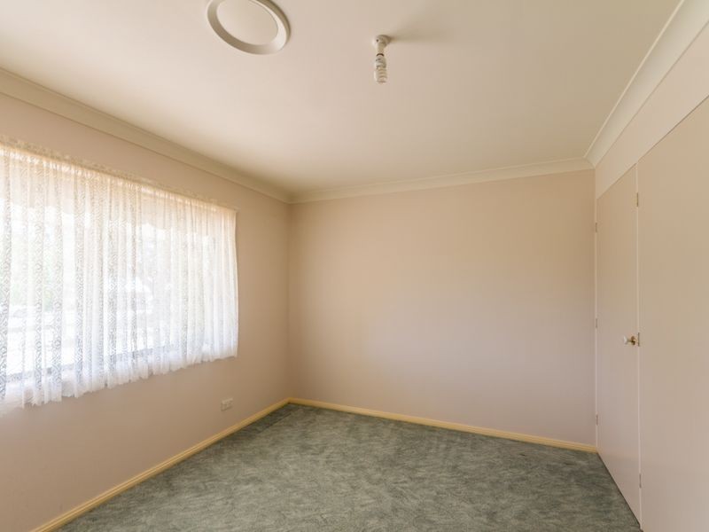 30 Dawson Drive, Cowra NSW 2794