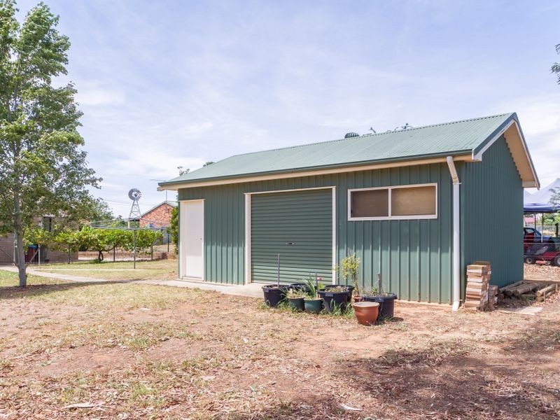 30 Dawson Drive, Cowra NSW 2794