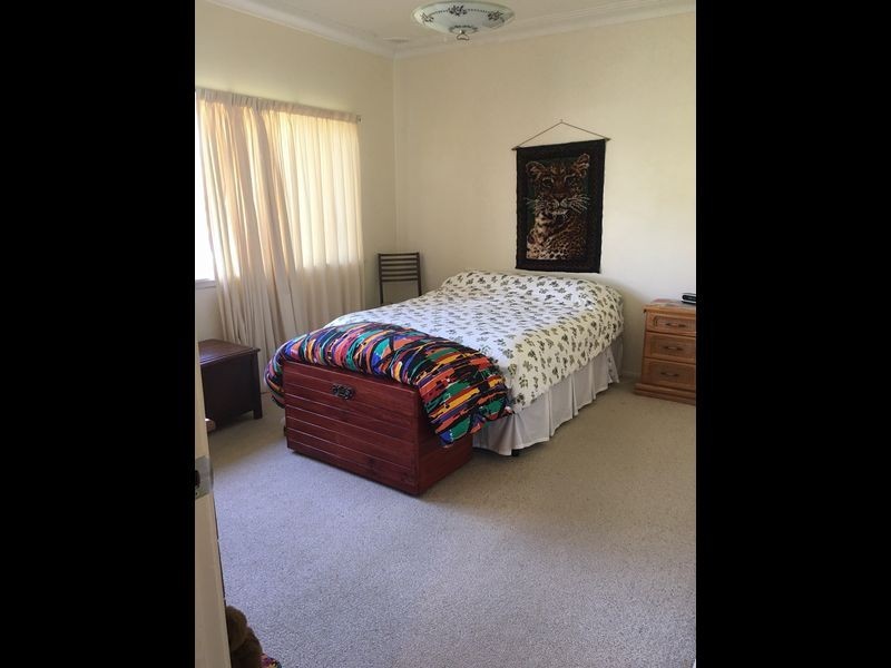 18 Pitt Street, Cowra NSW 2794
