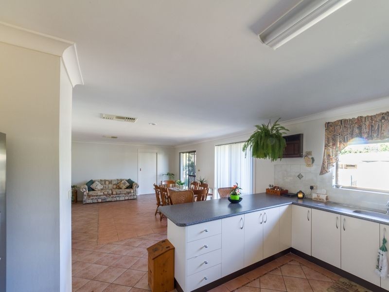 1 Farrer Street, Cowra NSW 2794