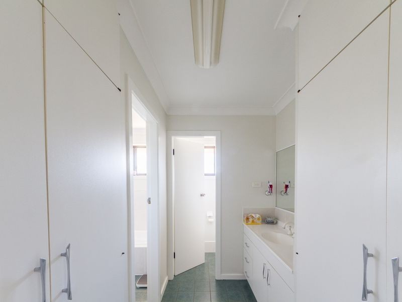 1 Farrer Street, Cowra NSW 2794