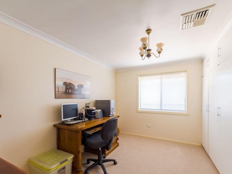 1 Farrer Street, Cowra NSW 2794