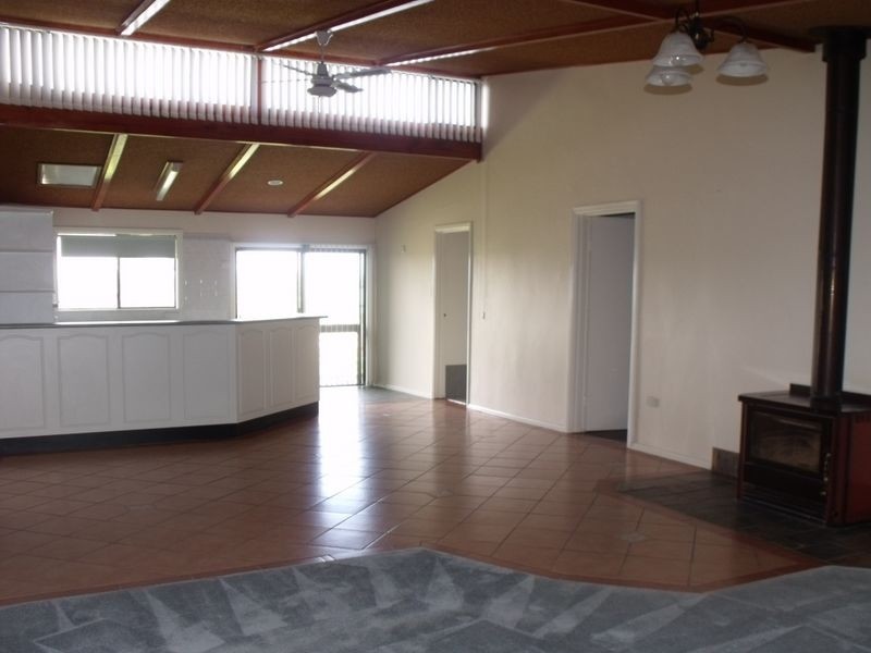 Chardonnay Lane, Cowra NSW 2794