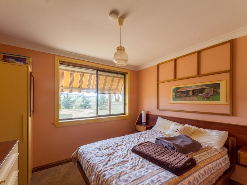 25 Porters Mount Road, Cowra NSW 2794