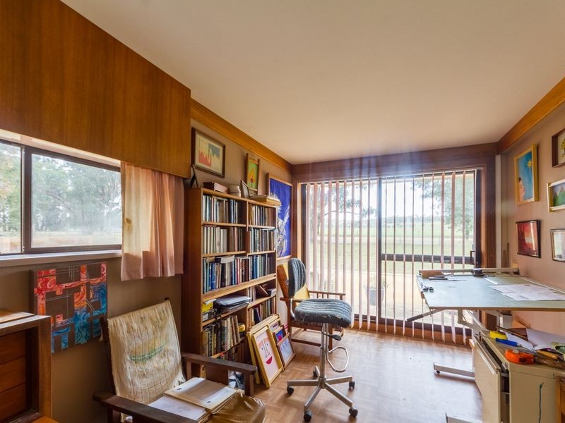 25 Porters Mount Road, Cowra NSW 2794