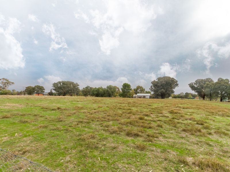 25 Porters Mount Road, Cowra NSW 2794