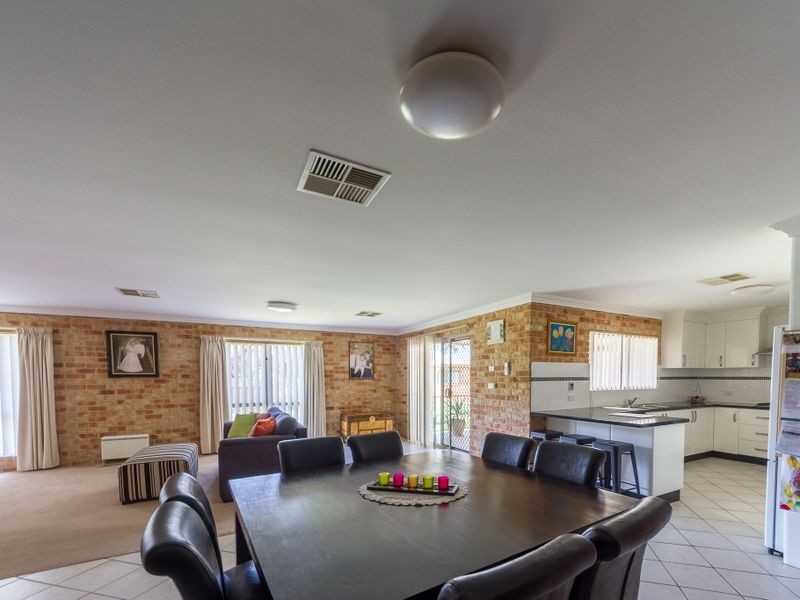 8 Graham Street (Noonbinna), Cowra NSW 2794