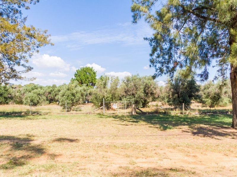 72-78 Grenfell Road, Cowra NSW 2794