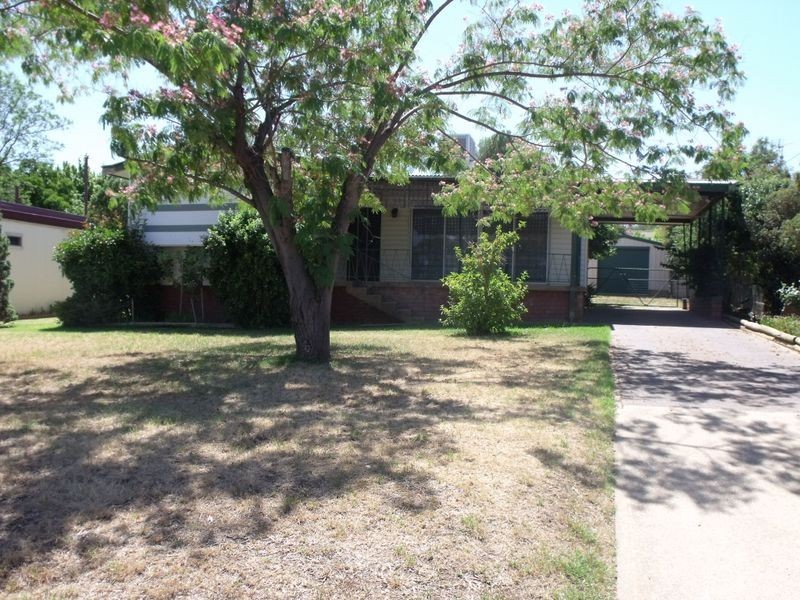 7 Kibbler Street, Cowra NSW 2794