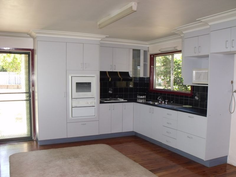 7 Kibbler Street, Cowra NSW 2794