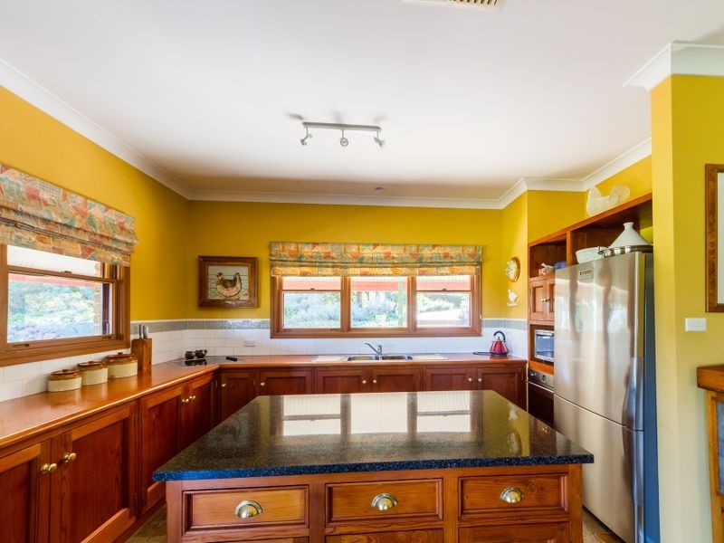 2290 George Russell Drive, Canowindra NSW 2804