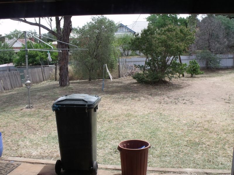64 Macquarie Street, Cowra NSW 2794