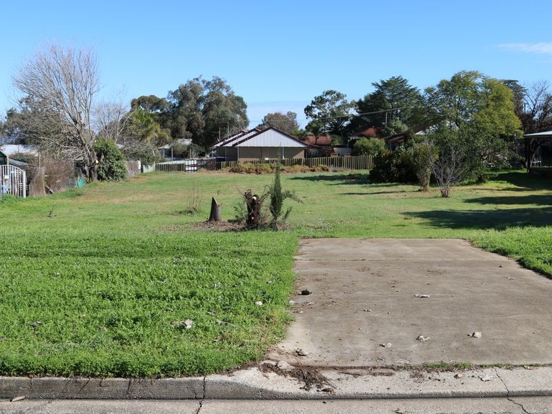 92 Redfern Street, Cowra NSW 2794
