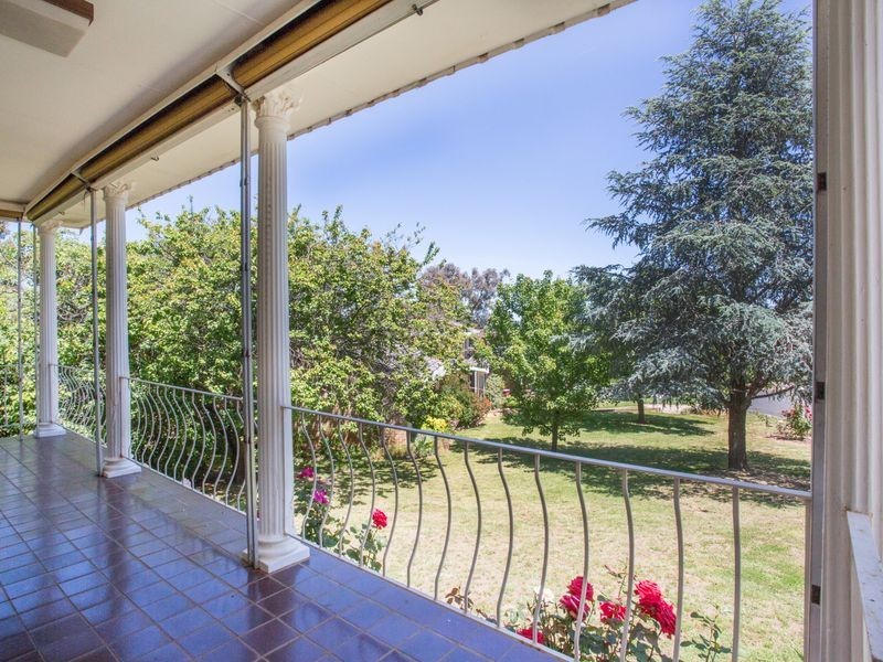 22 Kanangra Street, Cowra NSW 2794