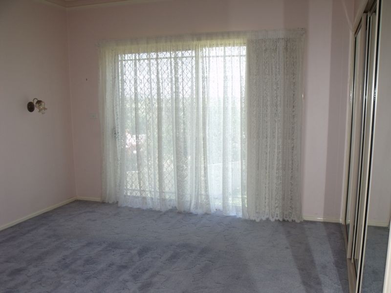 14a Lynch Street, Cowra NSW 2794