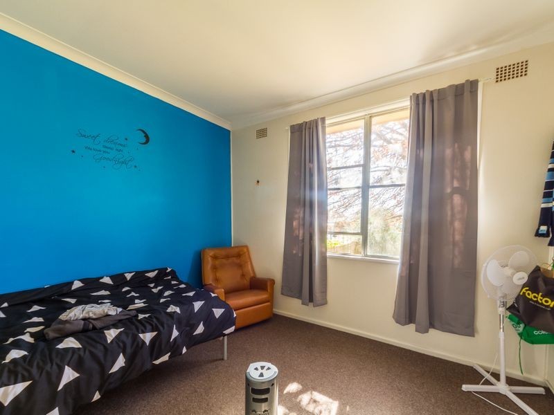 2 Sheahan Street, Cowra NSW 2794