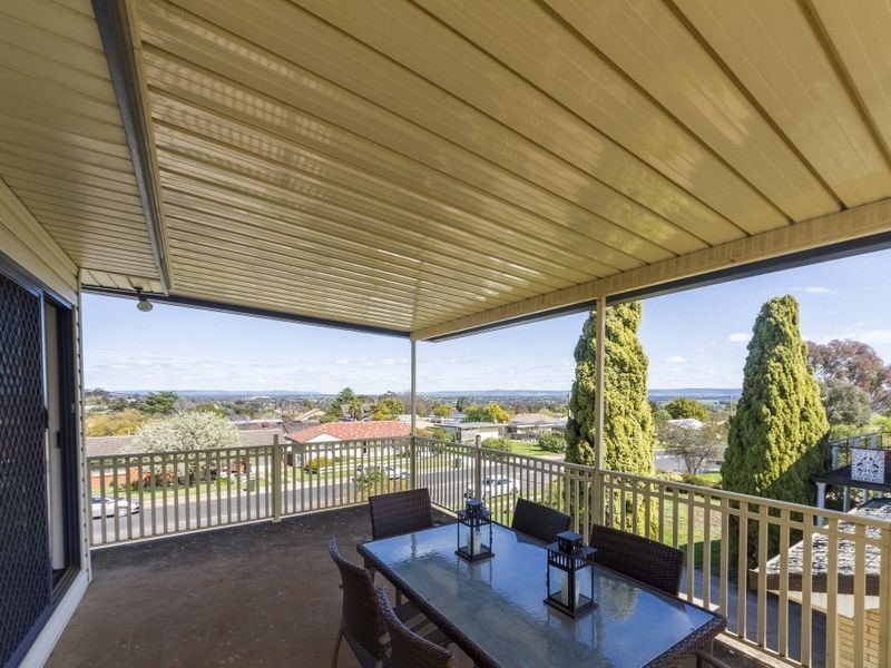 32 Dowell Street, Cowra NSW 2794
