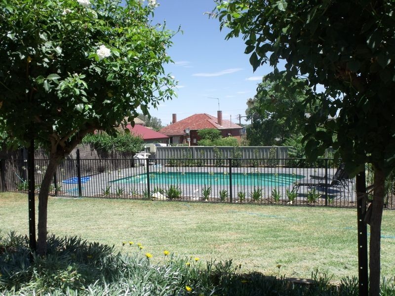 11 Daly Street, Cowra NSW 2794