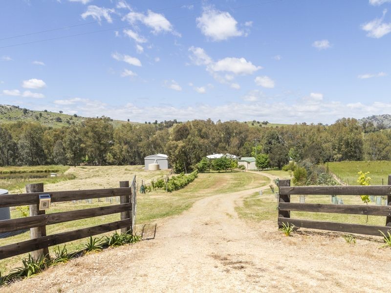60 Clearview Road (Darbys Falls), Cowra NSW 2794