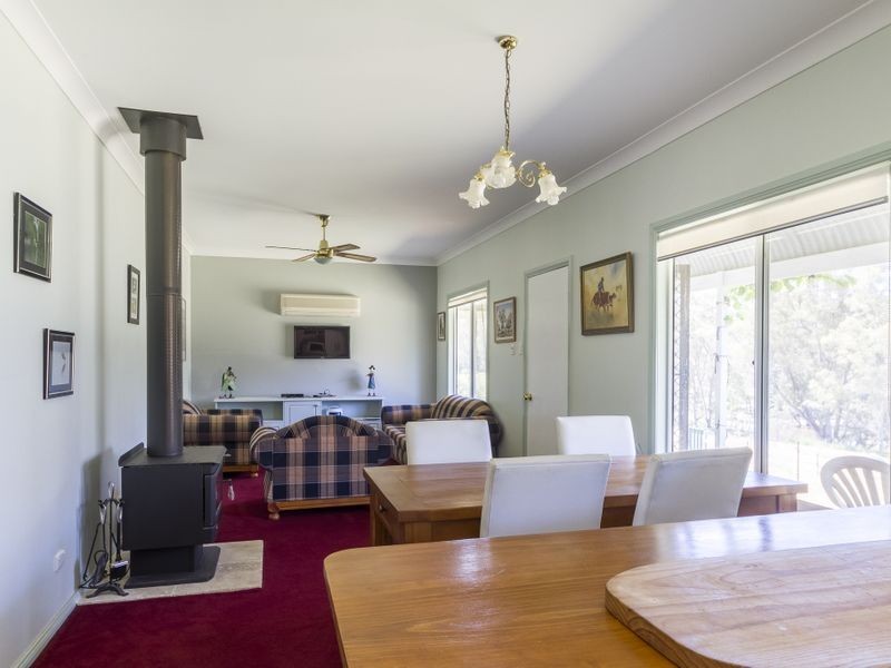 60 Clearview Road (Darbys Falls), Cowra NSW 2794