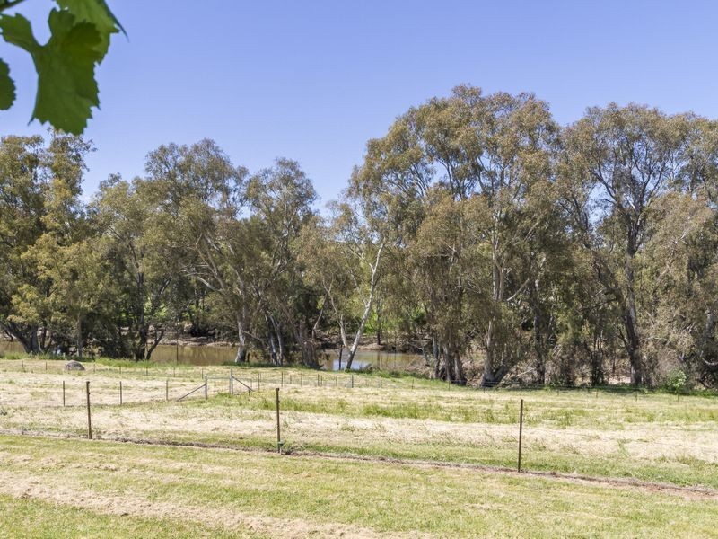 60 Clearview Road (Darbys Falls), Cowra NSW 2794