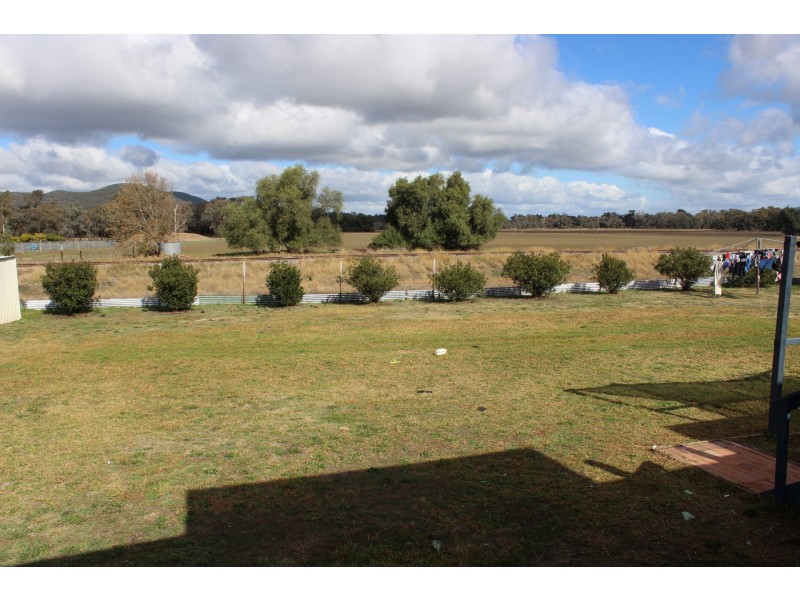 9 Deboyne Street (Koorawatha), Cowra NSW 2794