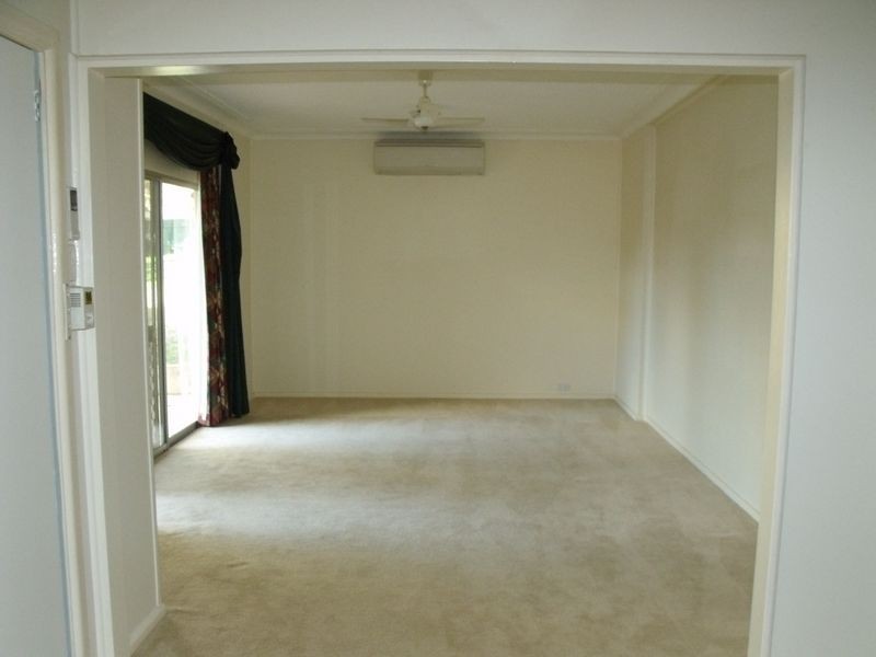 69 Lachlan Street, Cowra NSW 2794