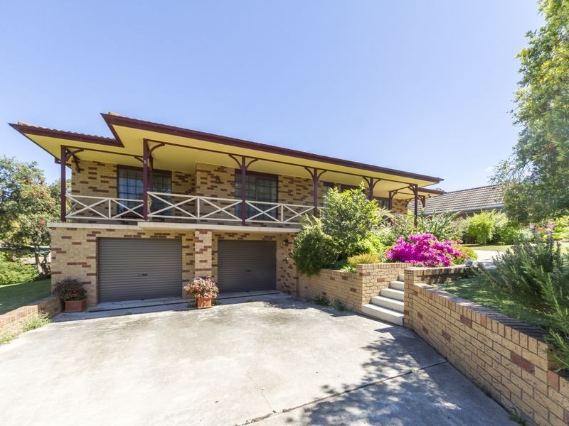 5 Amaroo Ave, Cowra NSW 2794