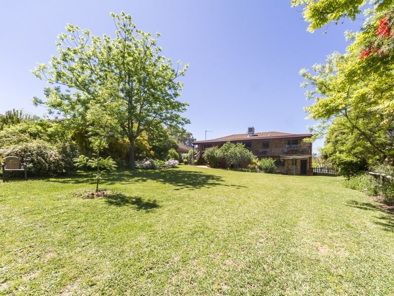 5 Amaroo Ave, Cowra NSW 2794