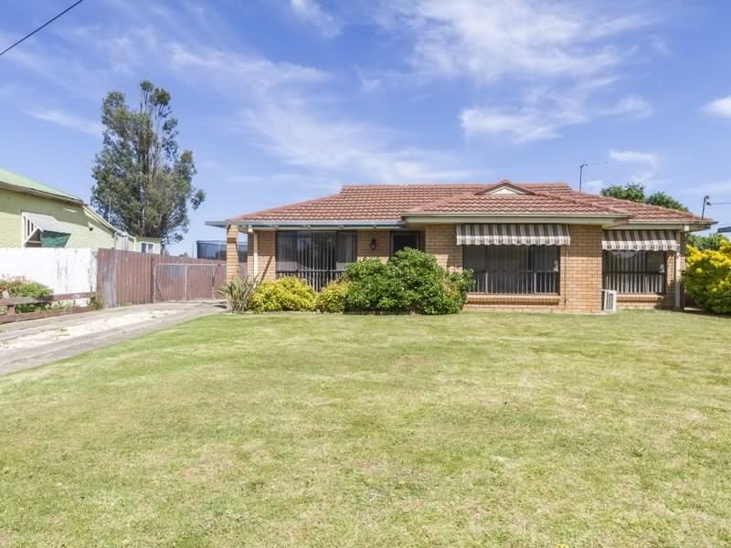 52 Fitzroy Avenue, Cowra NSW 2794
