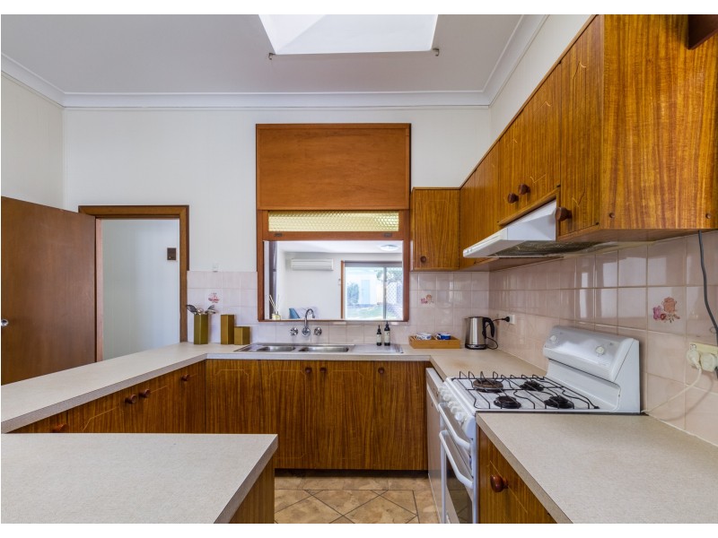 2 Keswick Street, Cowra NSW 2794