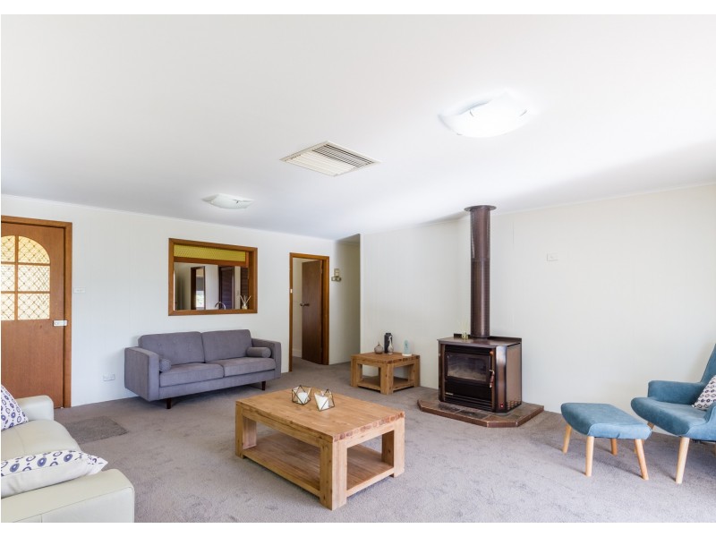 2 Keswick Street, Cowra NSW 2794