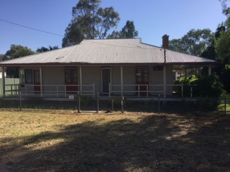 19 Crowther Street, Koorawatha NSW 2807