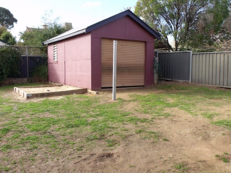 6 Daly Street, Cowra NSW 2794