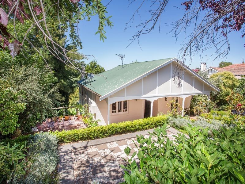 35 Keswick Street, Cowra NSW 2794