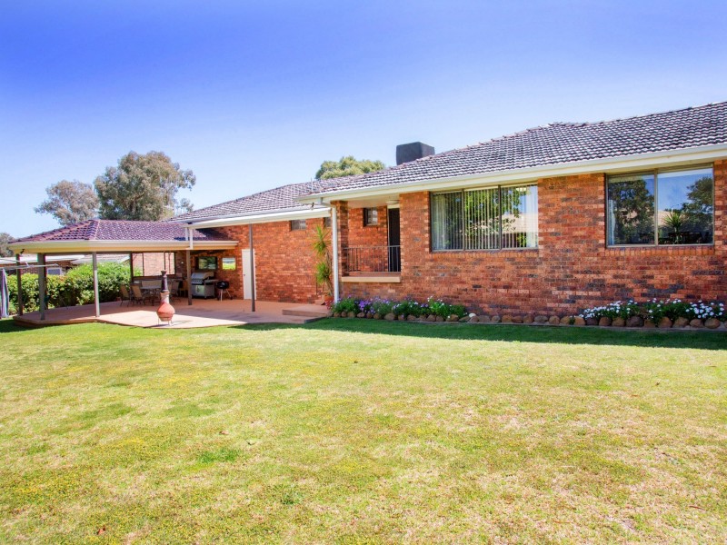 37 Evans Street, Cowra NSW 2794