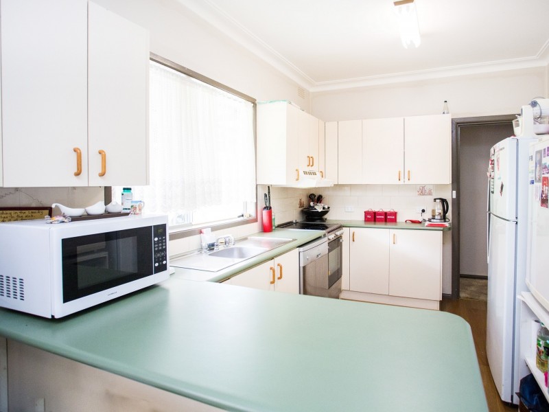 70 Bourke Street, Cowra NSW 2794
