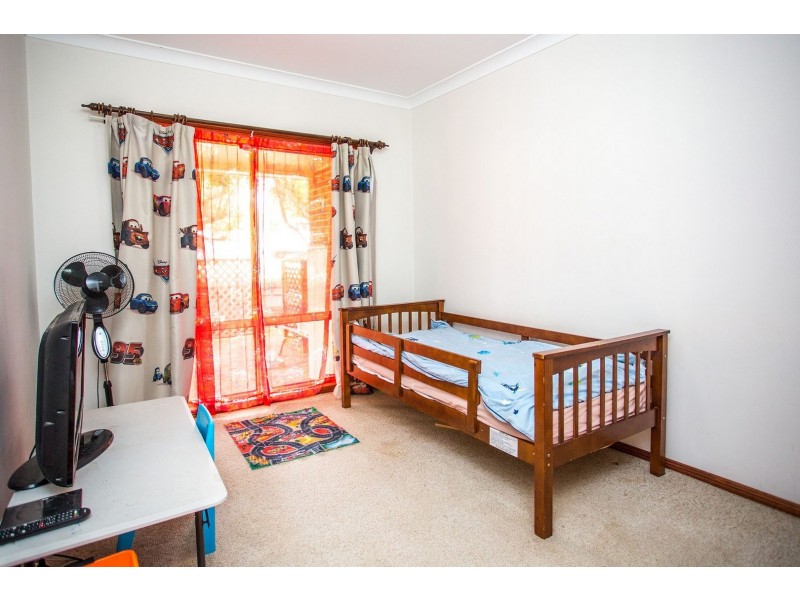 54 Tallarook Road, Cowra NSW 2794