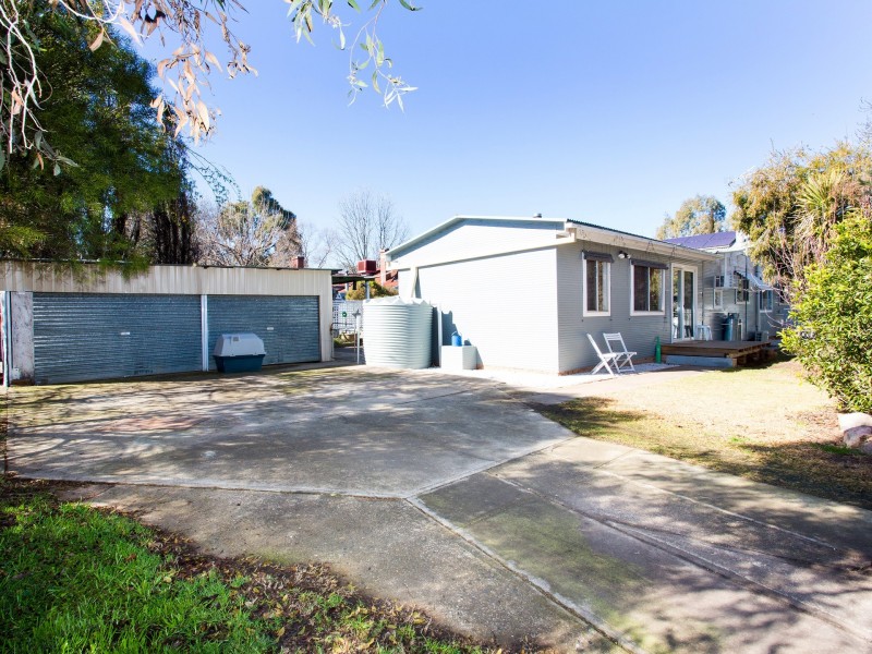 36 Campbell Street, Cowra NSW 2794