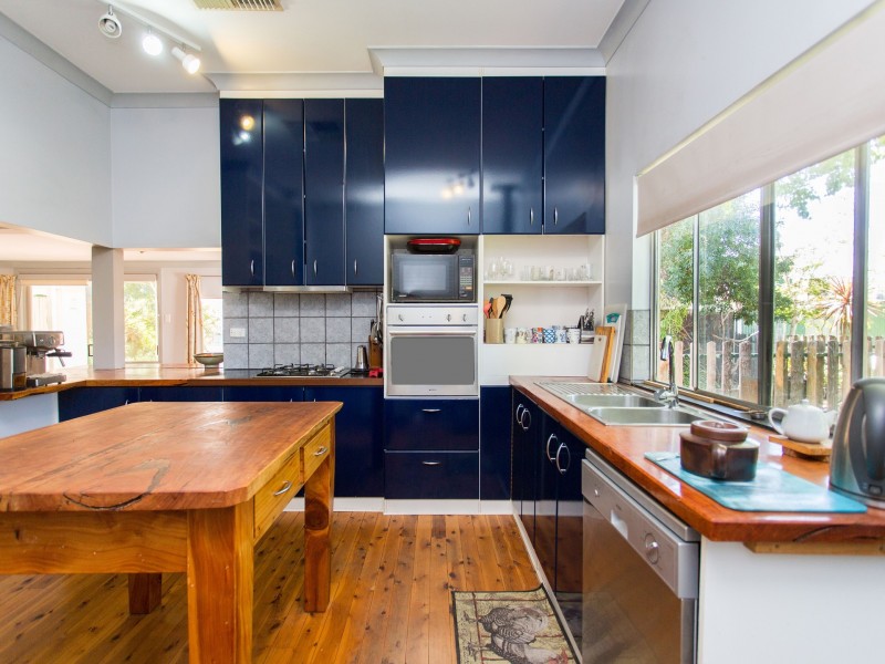 38 Campbell Street, Cowra NSW 2794