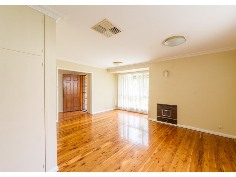 8 Bligh Street, Cowra NSW 2794