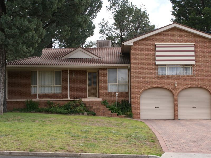 38 Darling Avenue, Cowra NSW 2794