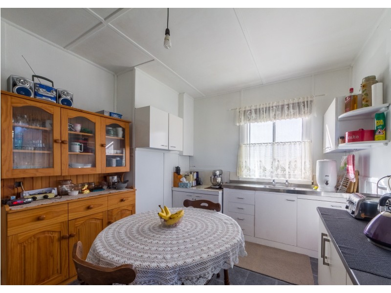 22 Hartley Street, Cowra NSW 2794