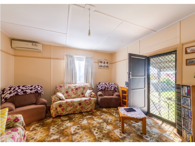 22 Hartley Street, Cowra NSW 2794