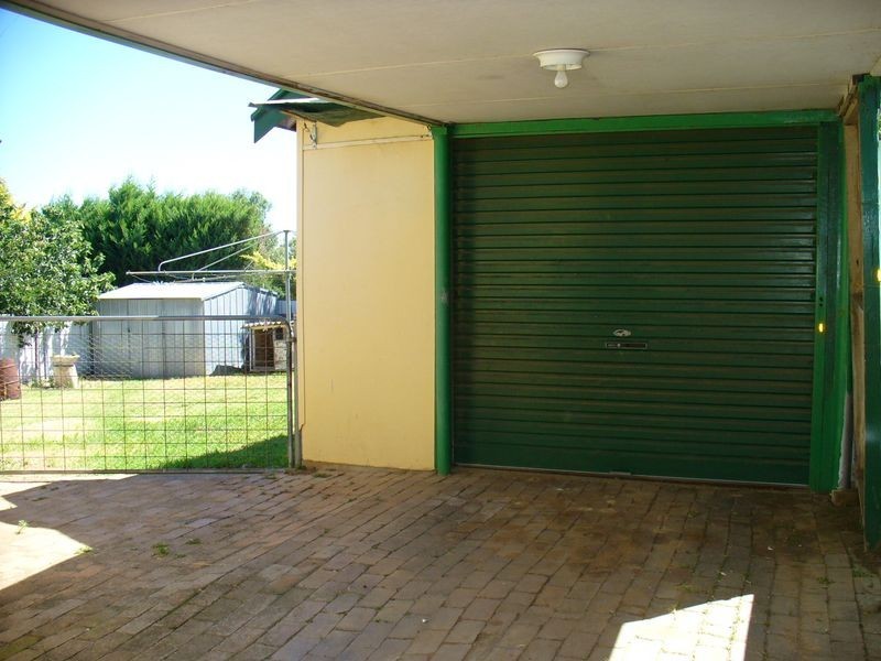 18 Mulyan Street, Cowra NSW 2794